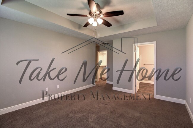 Building Photo - 5689 Pearson Pkwy