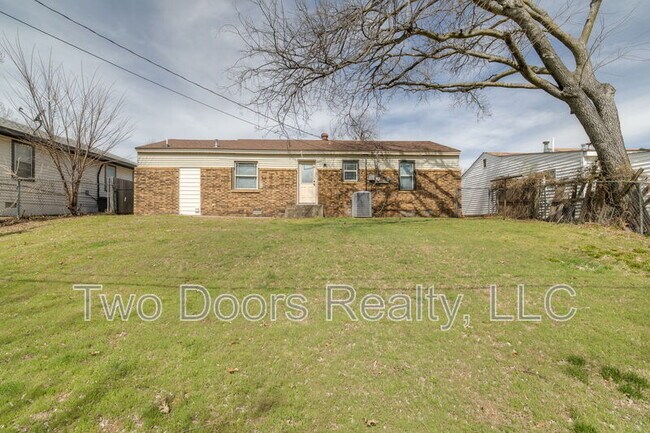 Building Photo - 2416 NW 40th St