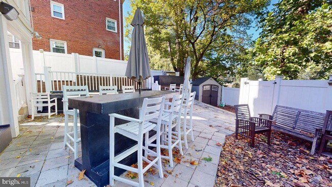 Building Photo - 4145 21st Rd N