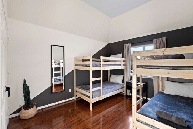 Building Photo - 3508 Misty Meadow Dr