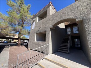 Building Photo - 3151 N Soaring Gulls Dr
