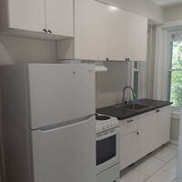 Building Photo - 1342 Orthodox St