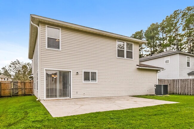 Building Photo - 2236 Fresco Dr