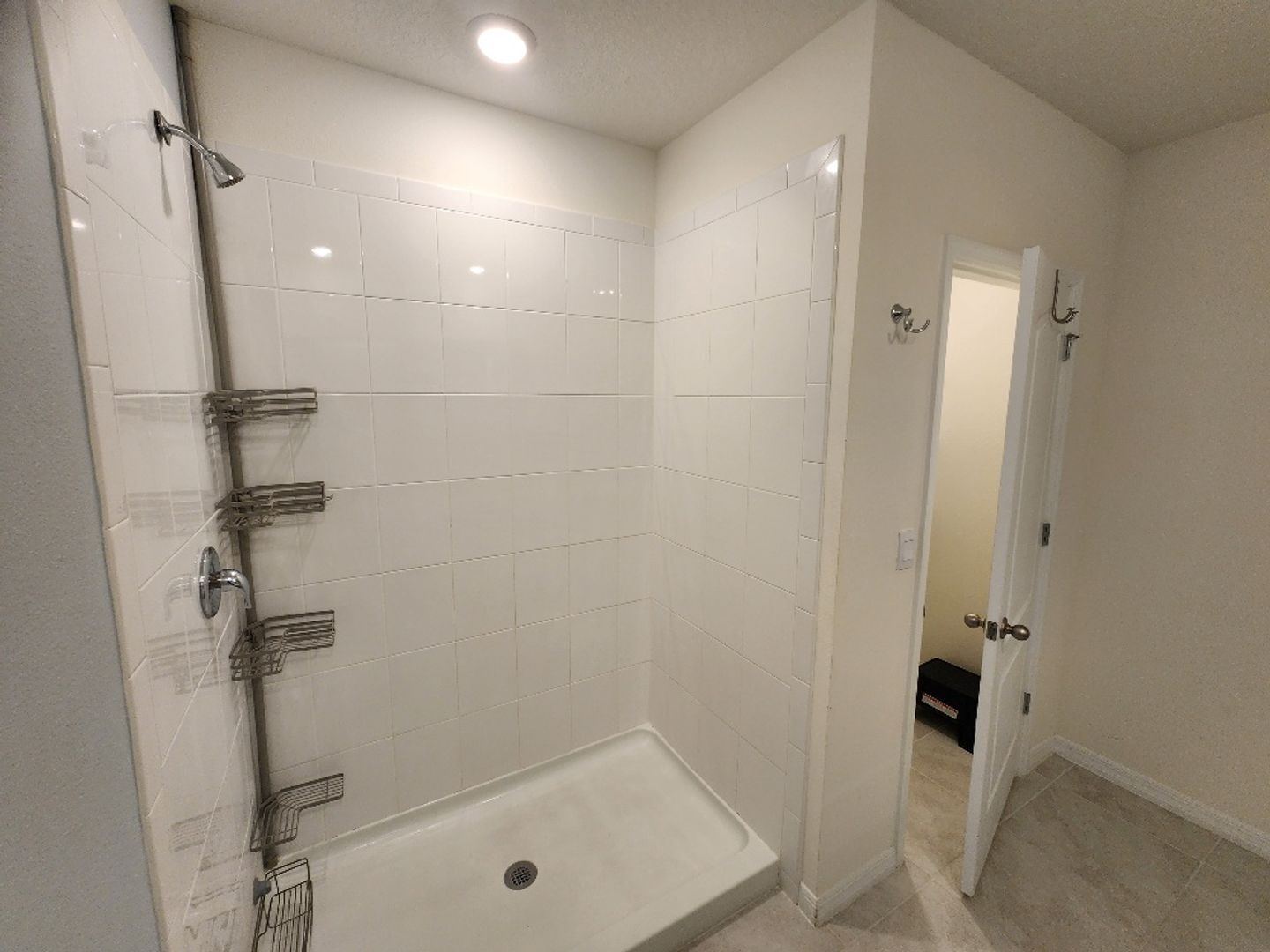 Building Photo - 915 Noble Run