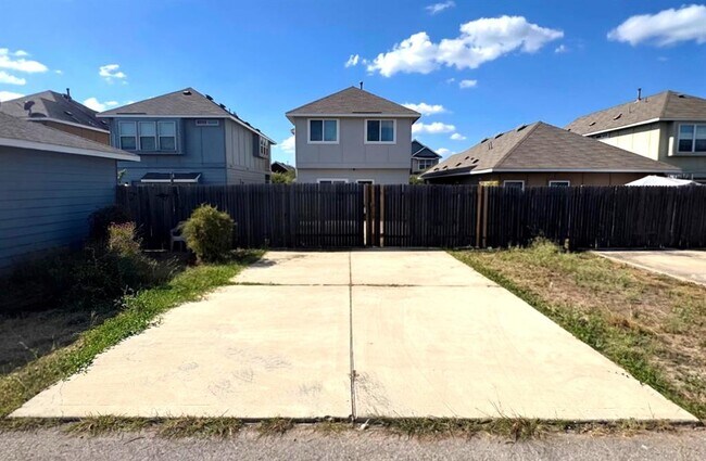 Building Photo - 4619 Senda Ln