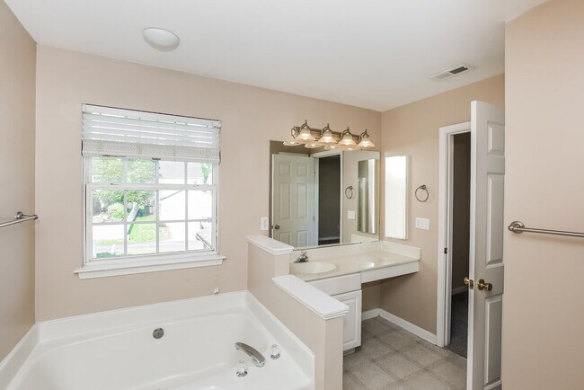 Building Photo - 7311 April Mist Trail