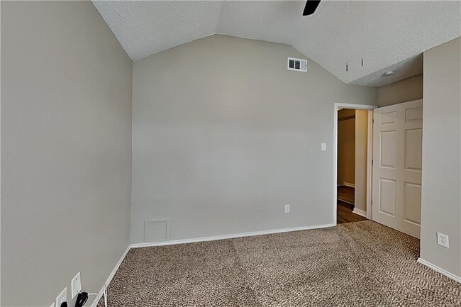 Building Photo - 355 Ridgemont Dr