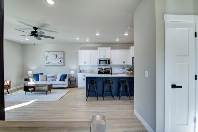 Building Photo - 2529 Otter Creek Trail