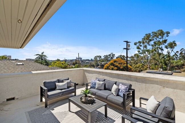 Building Photo - 4525 Rhode Island St