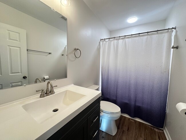 Building Photo - 33351 N Park St