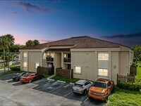 Building Photo - 660 W Park Dr