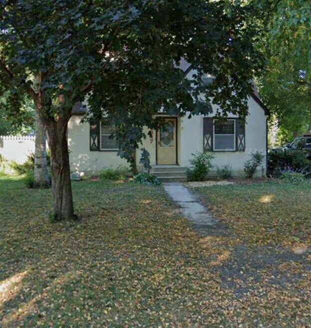 Building Photo - 4617 Zane Ave N