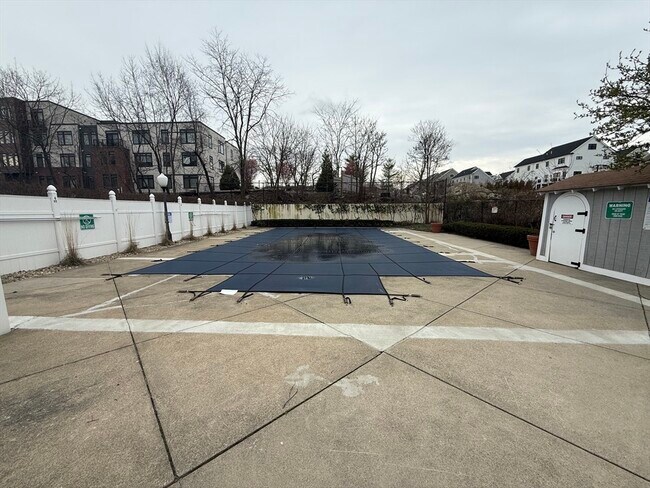 Building Photo - 14 Heron St