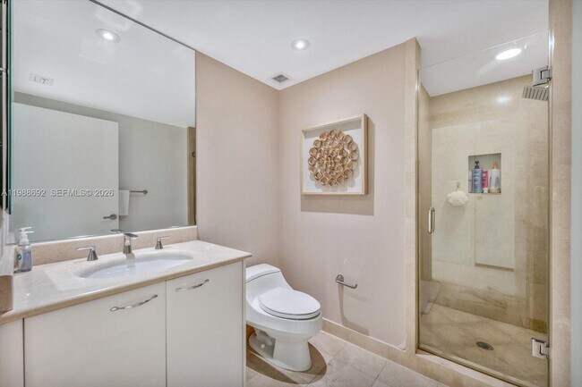 Building Photo - 19955 NE 38th Ct