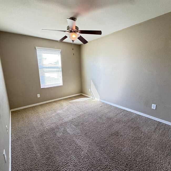 Building Photo - 3 bedroom rental in Cooley Station