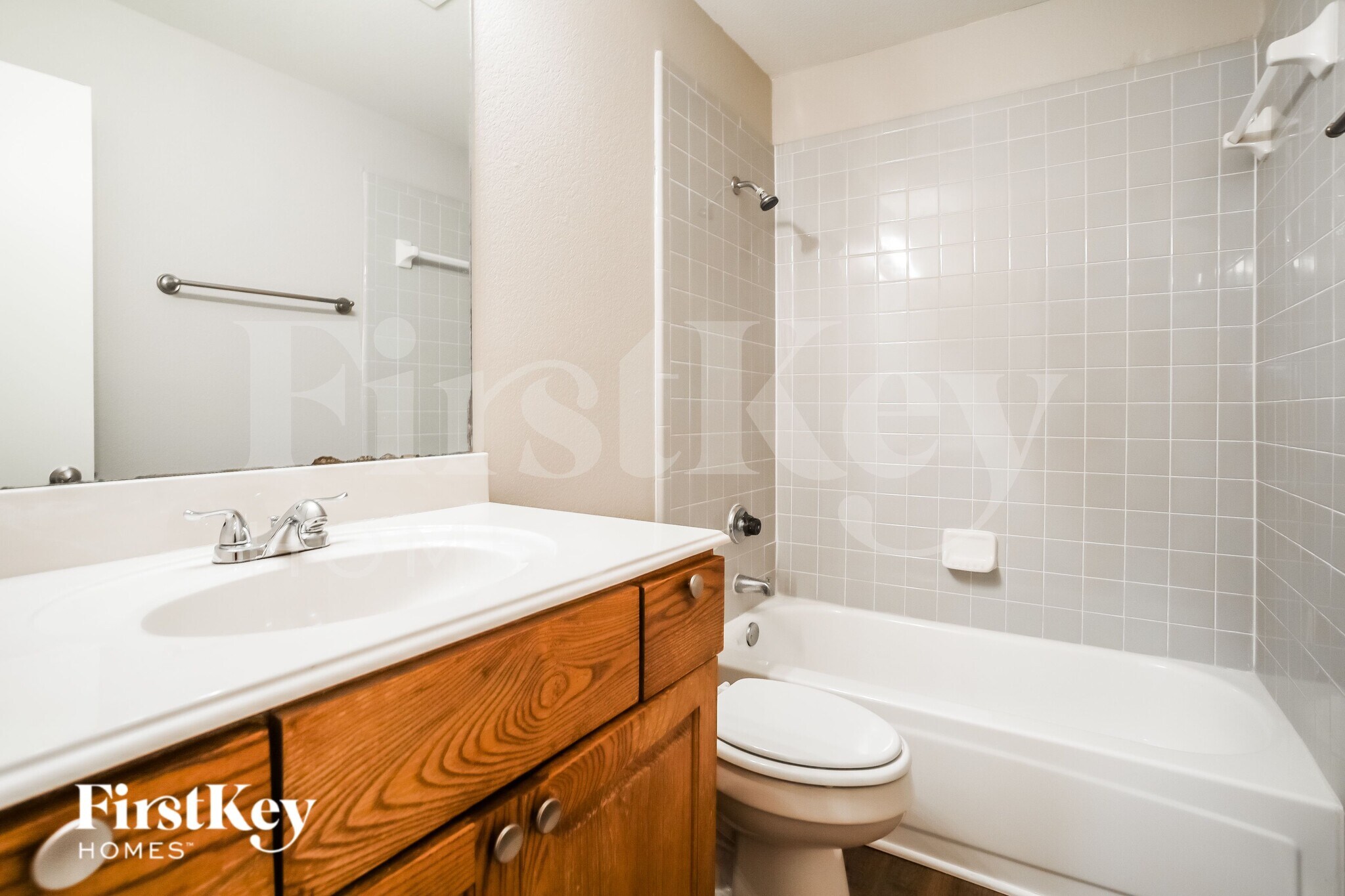 Building Photo - 1502 Barbara Ln