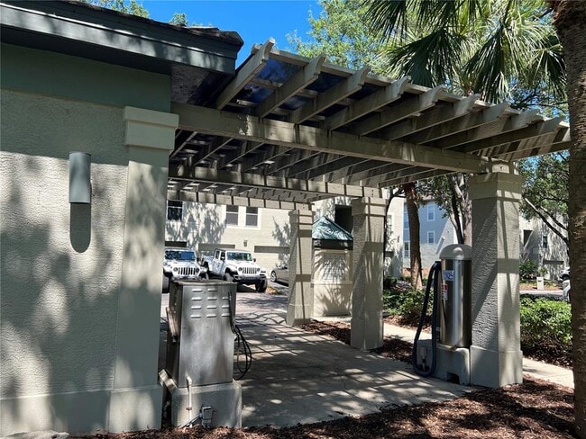 Building Photo - 805 Normandy Trace Rd