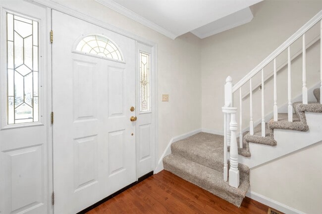 Building Photo - 791 Foxwick Dr