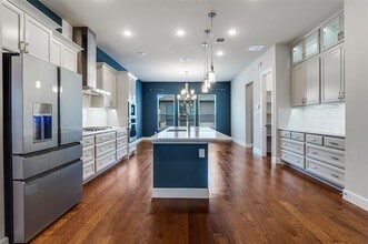 Building Photo - 8218 Laflin Ln