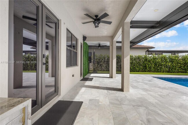 Building Photo - 4335 SW 174th Ave