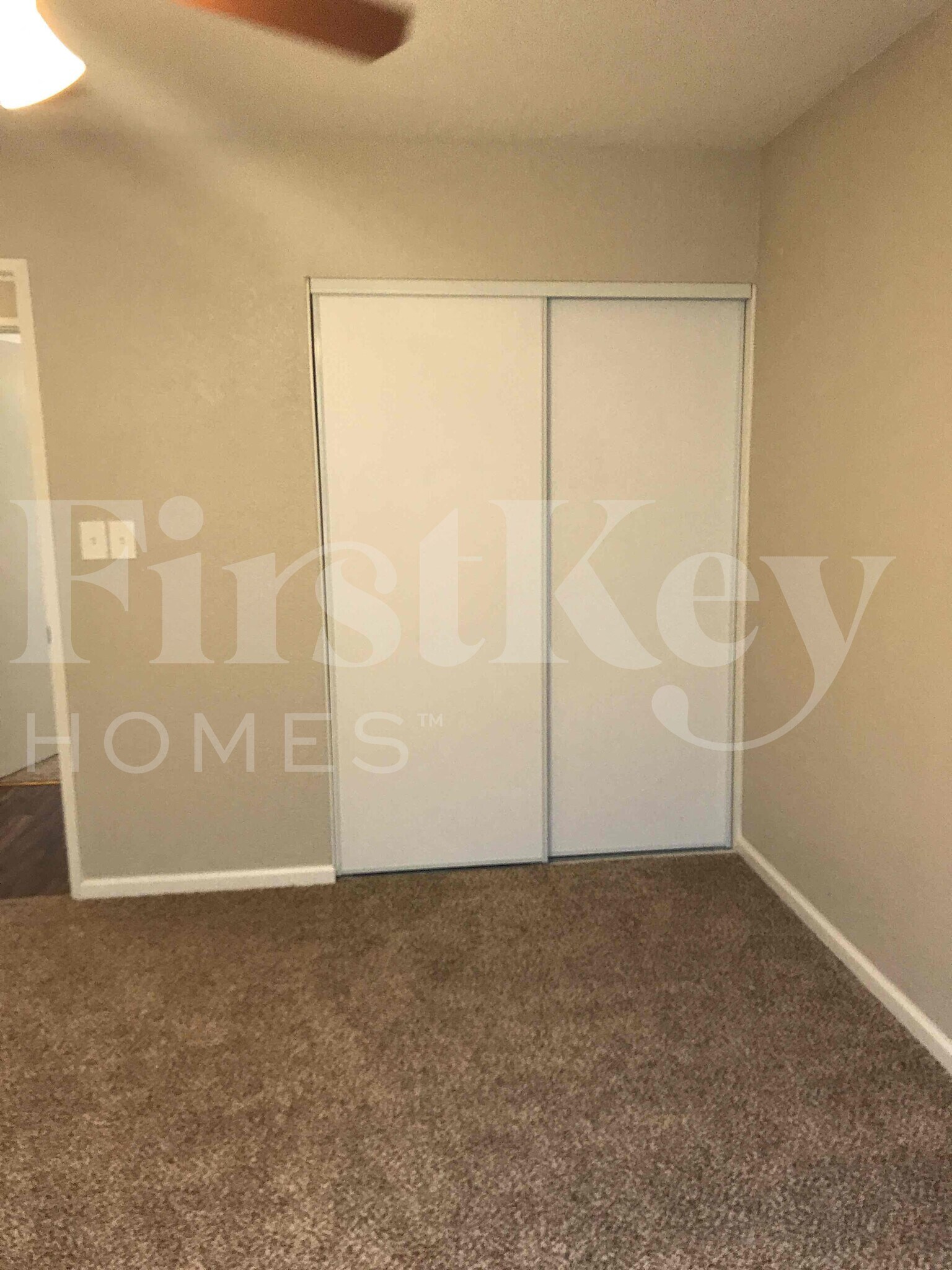 Building Photo - 5904 Jerry Dr