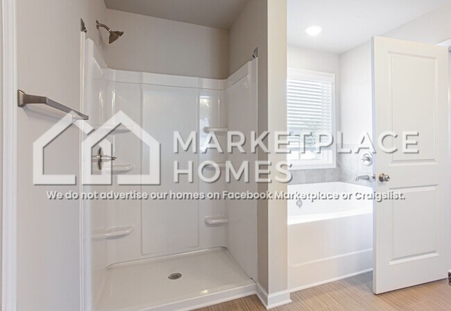 Building Photo - 227 W L Miller Dr