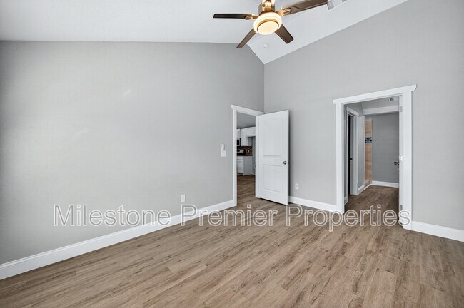 Building Photo - 1803 W Hull St