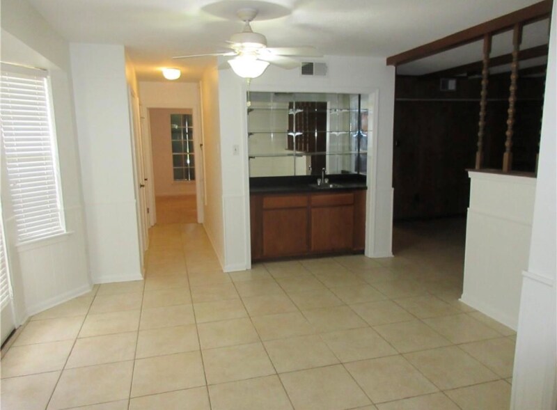 Building Photo - 51 Granada Dr
