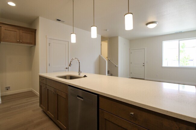 Building Photo - HANKEL1892-1898