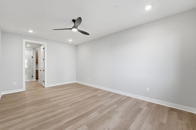 Building Photo - Brand-New 2025 Contemporary Condo | 2 Bed + 2 Bath | Prime North Phoenix Location