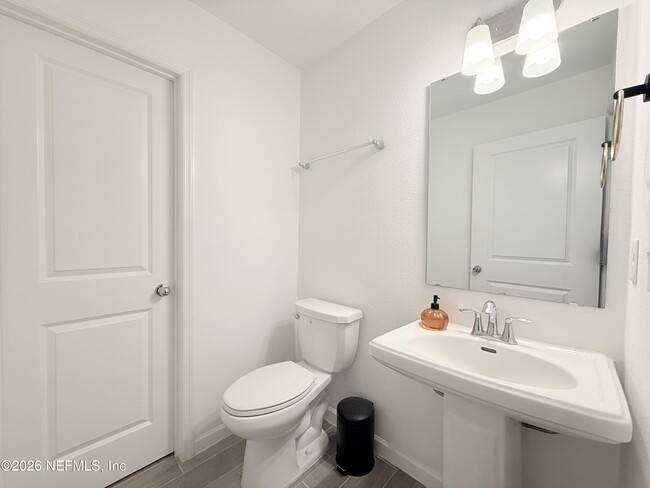 Building Photo - 9931 Lovage Ln
