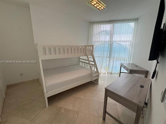 Building Photo - 18101 Collins Ave
