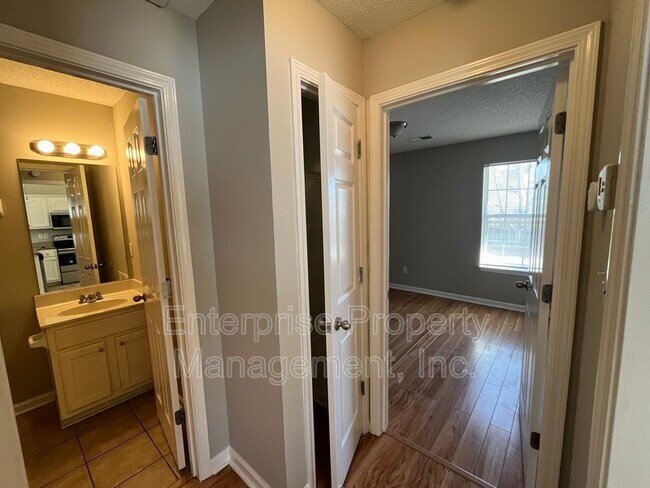 Building Photo - 2722 Virginia Woods Pl