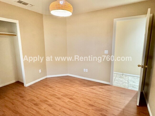 Building Photo - Spacious 4 Bedroom Home in Copper hills Ne...