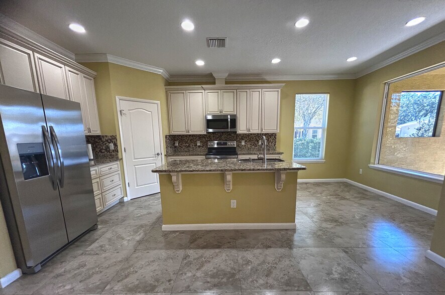 Building Photo - 3 Wilden Pl