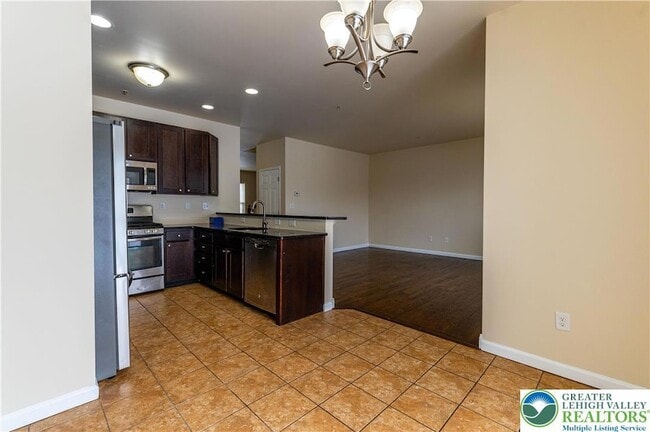 Building Photo - 241 Snapdragon Way