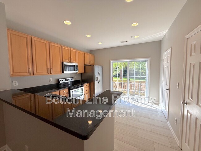 Building Photo - 1131 Ilana Ct