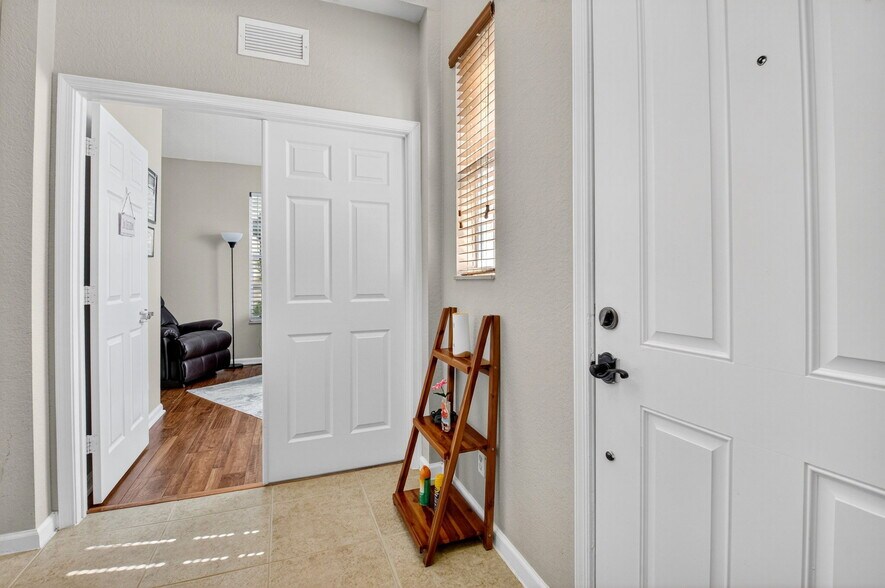 Building Photo - 4603 Danson Way