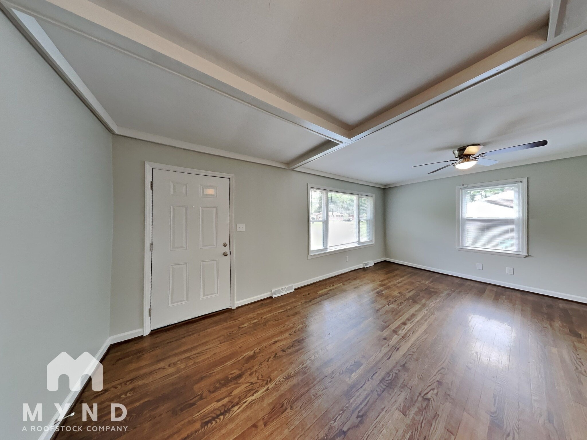 Building Photo - 2634 Skyland Dr