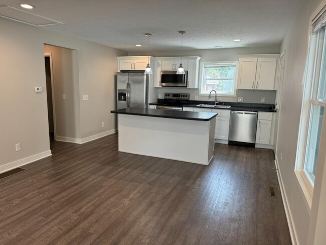 Building Photo - 1012 Jackson St NW