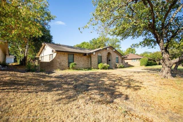 Primary Photo - 626 Little Creek Dr