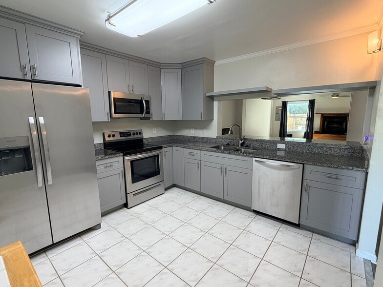Building Photo - 4515 Renwood Ct