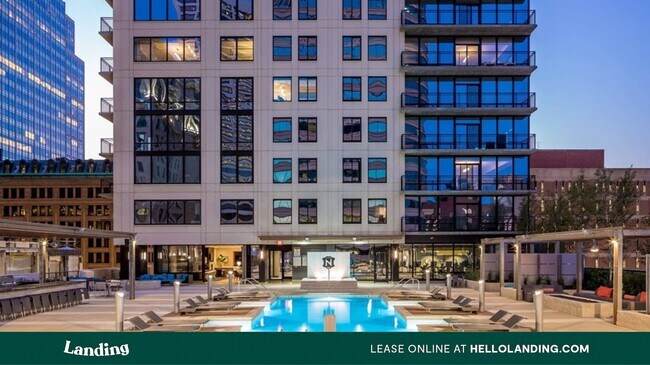 Building Photo - 465 Nicollet Mall