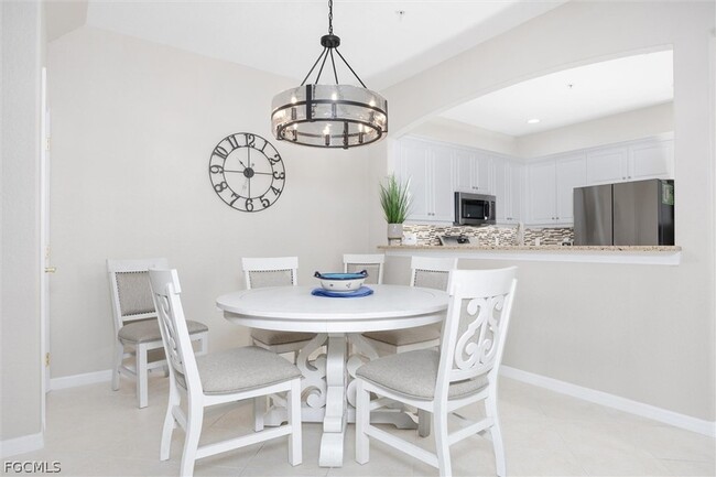 Building Photo - 3181 Cottonwood Bend