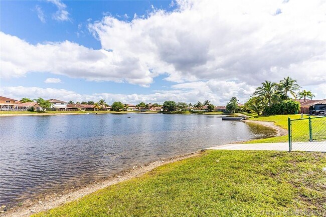 Building Photo - 15369 SW 36th Ter