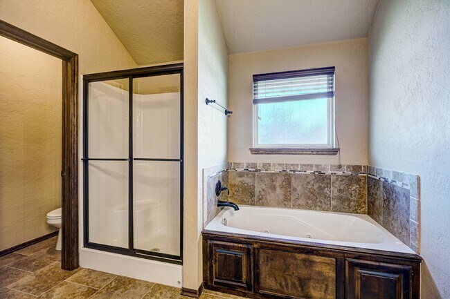 Building Photo - AVAILABLE THE END OF APRIL! 3 OR 4 BDRM, 2 BATHRM, 2 CAR & STORM SHELTER