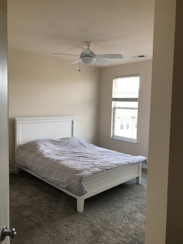 Building Photo - 22581 Lost Creek Terrace