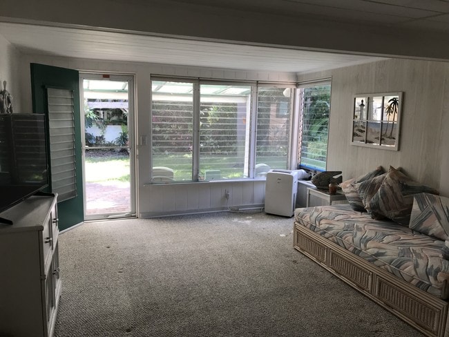 Building Photo - 26 NE 10th St