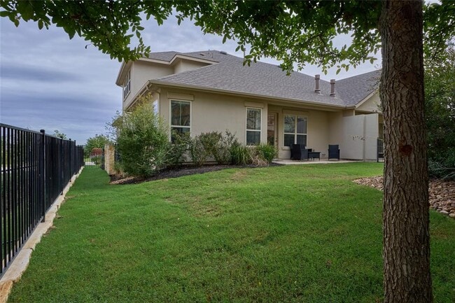 Building Photo - 105 Beneteau Dr
