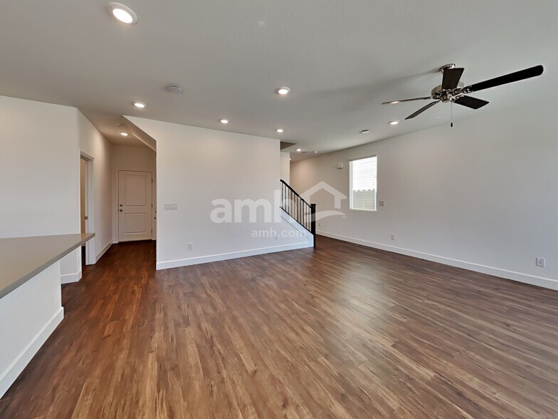 Building Photo - 8817 Tiger Tooth Ave